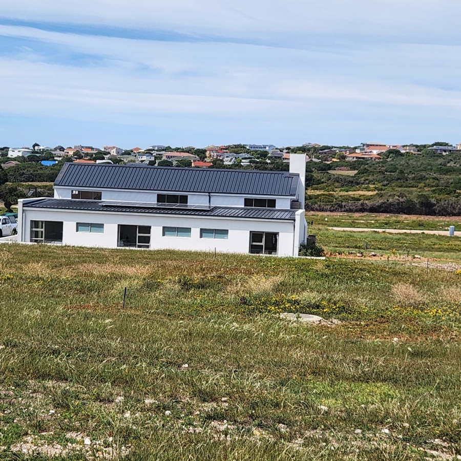 2 Bedroom Property for Sale in Stilbaai Wes Western Cape